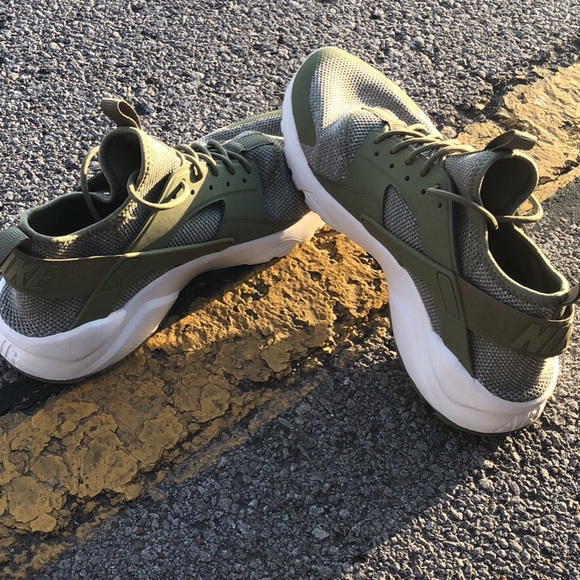 military green nike shoes d7a8f349 coupon code for nike huarache olive green dark green 1cbf6 35668